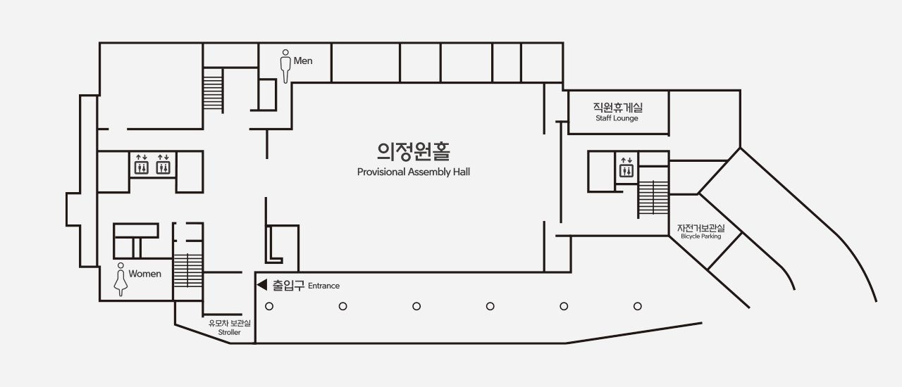 B1F Facilities Information: When you go down the stairs, there is a bicycle storage room, a staff rest room, a multipurpose hall on the left, a stroller storage room, a democratic plaza entrance, and an elevator toilet behind the multipurpose hall.